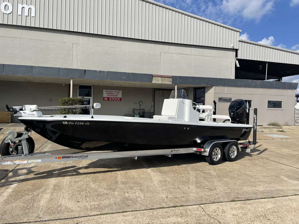 New  2012 24.1' Yellowfin 24 Bay Boat Engine in Metairie, 